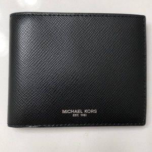 ♥️NEW LEATHER MICHAEL KORS WALLET♥️